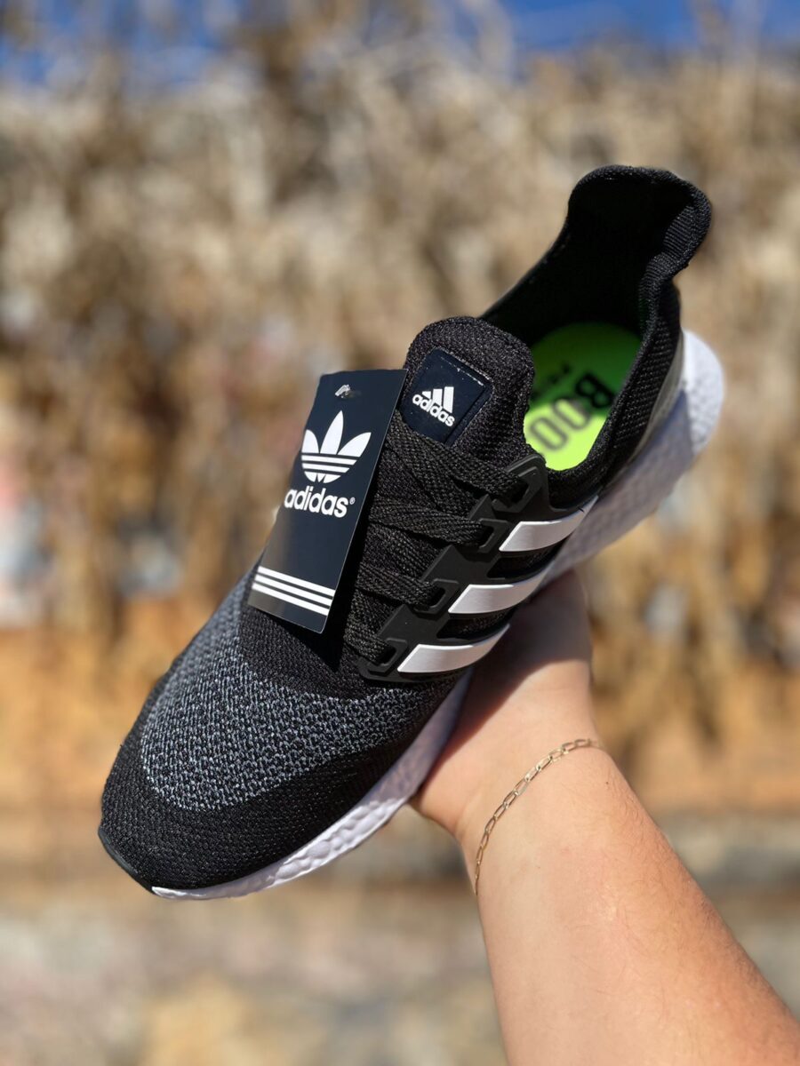 Tênis Ultraboost 21 Masculino Adidas Preto/Branco - Imagem 2